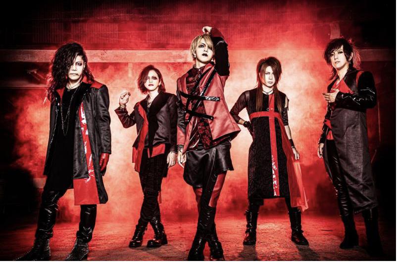 THE MICRO HEAD 4N'S ライブDVD THE MICRO HEAD 4N'Sがアルバム発売＆ kazuyaバースデーでライブ