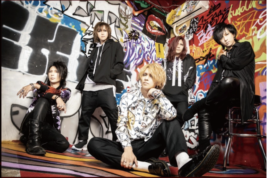 8/24 BEST ALBUM『ALL TIME BEST』選曲発表&LIVE DVD事前予約